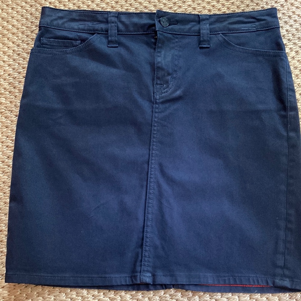 Tommy Hilfiger Navy Blue skirt.